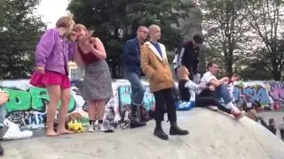 Супер танцор)))