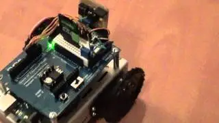 Робот певец (songBot )