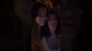 Pelin Akil arkadaşlarıyla kız kıza eğlenceye çıktı 