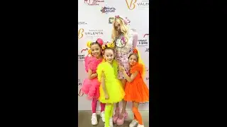 Настя Кош и Без игрушек перед выступлением! 