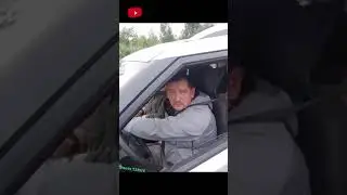 Поймали учителя на дороге. #shorts