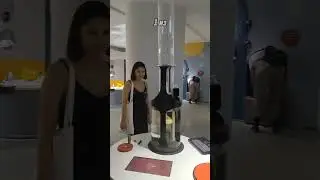 Можно ли учителю дружить со своими учениками?)