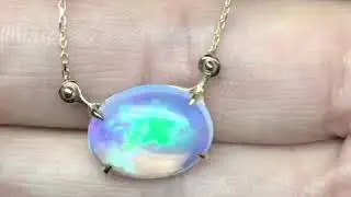 Кулон Fleur с опалом в желтом золоте 585