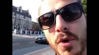 Dapperlaughs Vine You alright babe that's a nice saddle can I sniff it #Look #guy #killingtime