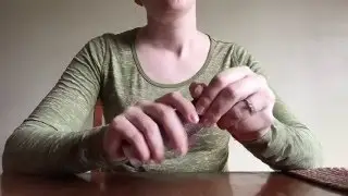 ASMR sound bite -- lid (un)capping