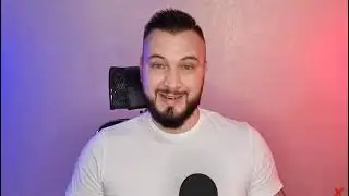 В майке с буквой Z патриот с мамкой воруют с витрины г Владимир. Своих не бросаем, но при случай....