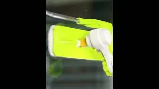 Телескопическая щетка для мытья окон