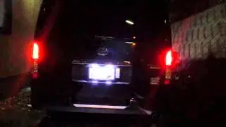 比較左LED右純正ハロゲン　200系ハイエース4型純正テールランプ専用　Ｔ20ダブル　LEDバルブ カスタムハイエース ＬＥＤテールランプ　新車　現行