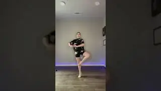 Amazing Ballet Dance Pirouettes flexible ballerina girl 