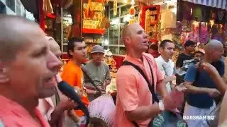 Харинама. Вриндаван. Индия.