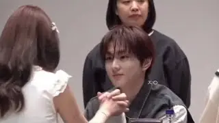 ENHYPEN jungwon recent fansign video | 