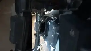 Навесной транец и нижняя потпорная планка из ПВХа трубы.
