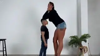 What Happens When a 7ft Amazon Woman Meets a 4.5ft Man? 😳 | Extreme Height Difference Reaction