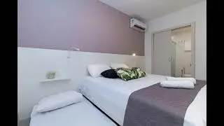 AIRBNB   Belo studio em Copacabana registrado por um profissional de fotografia de interiores.