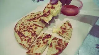 Сырно-картофельный хлеб, запеченный на сковороде | Без духовки, без дрожжей, без яиц!