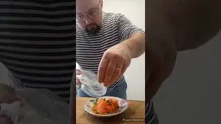 Папа шеф. Обед: уха из петуха или оранжевое настроение.