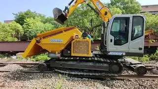 JingGong JG100SF Railroad Excavator multifunctional vibrating screening machine working demo