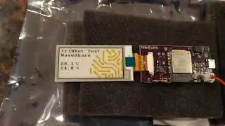 Yellow e-paper Waveshare