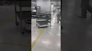 AUTOXING AMR lifting robot allows empioyees to work faster and smarter.