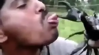 язык ему,явно не нужен!!