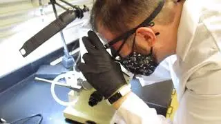 2 2 B How to use the Abbe refractometer of the liquid sample and the cured film
