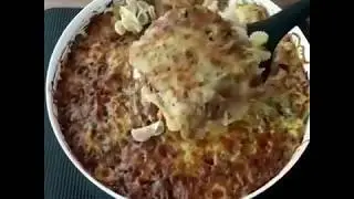 Макароны с фаршем и сыром в соусе