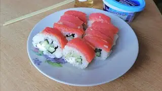 ВПЕРВЫЕ ГОТОВЛЮ СУШИ ! Роллы Филадельфия 🍱