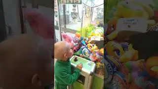 три попытки и все мимо#хватайка не давайка # игровой автомат#жадина говядина