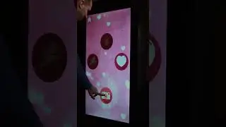 Augmented Reality Photobooth. Happy Valentine's Day theme