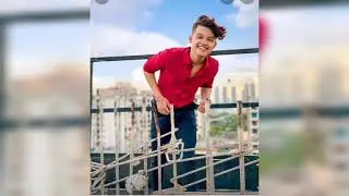 Smiling photos of Riyaz Aly 
