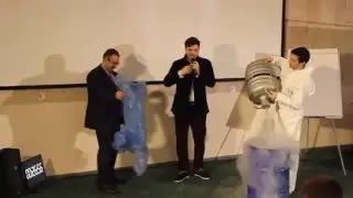 Чем пиарщику удивить журналистов.