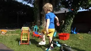 Garden fun with the kids ollytommy