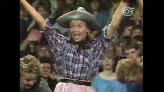 Doris D and the Pins - Girlfriend(HD)