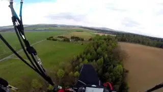 Ozone Alpna 2. Landung nach einem Streckenflug Wasserkuppe-Eisfeld 70km.