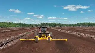 Как добывают фрезерный торф / Торфяная фреза MeriPeat / Трактор Valtra  Т191 и ДТ-75