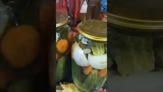 Самые вкусные маринованные огурчики на зиму! С морковью и луком! Обалденно вкусный рецепт!