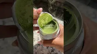 ICED STRAWBERRY MATCHA TUTORIAL + TIPS!🍵🍓 #matcha #matchalatte #drinks #strawberry #dairyfree