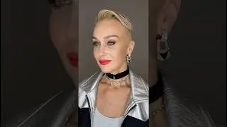 Ванильный Total Blond + фейд по методу «Умная стрижка» 