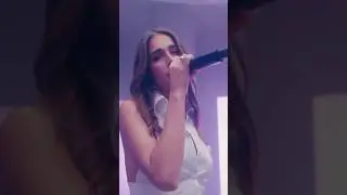 CLARA ci incanta con questa versione di #RagazziFuori dal vivo per #Vevo 🌊🤍  #MareFuori