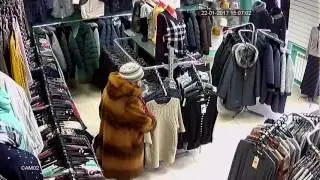 Женщина в шубе