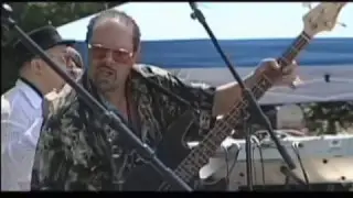 The Brothers Johnson - Stomp (Live) written by Rod Temperton ,Louis , George & Valérie Johnson