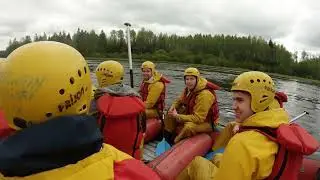 Polttariporukka purolla
