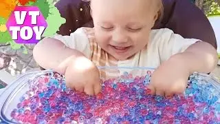 Изучаем животных  и купаем их в орбиз. Orbeez и море радости.