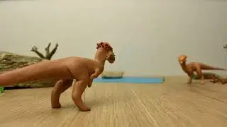 pachycephalosaurus headbutt contest | Clay dinosaur fight