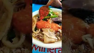makan yang seger dulu guys #lomie #kuliner #shorts