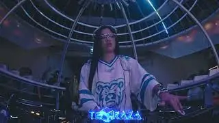 LUISANA MÁRQUEZ / EXCLUSIVE SET / TECHRAZA