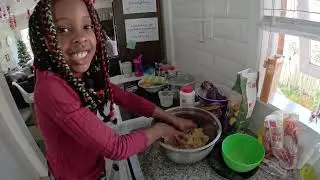 New Zealand | Baking with my Nieces in Auckland - German Christmas Cookies and Flammkuchen