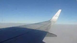 KLM B737