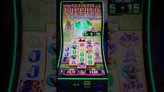 We try Buffalo Diamonds slot machine at Planet Hollywood Las Vegas #slots #lasvegas #casino
