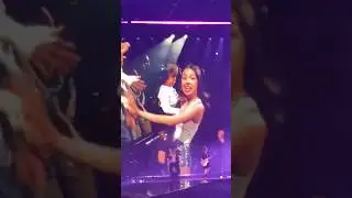 when Olivia Rodrigo GIFTED A BABY at her concert 